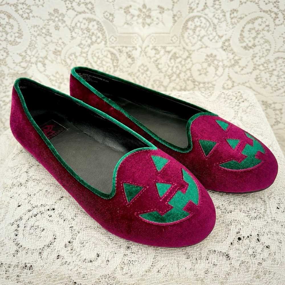 Strange Cult Jack O' Lantern Velvet Flats – Size 8